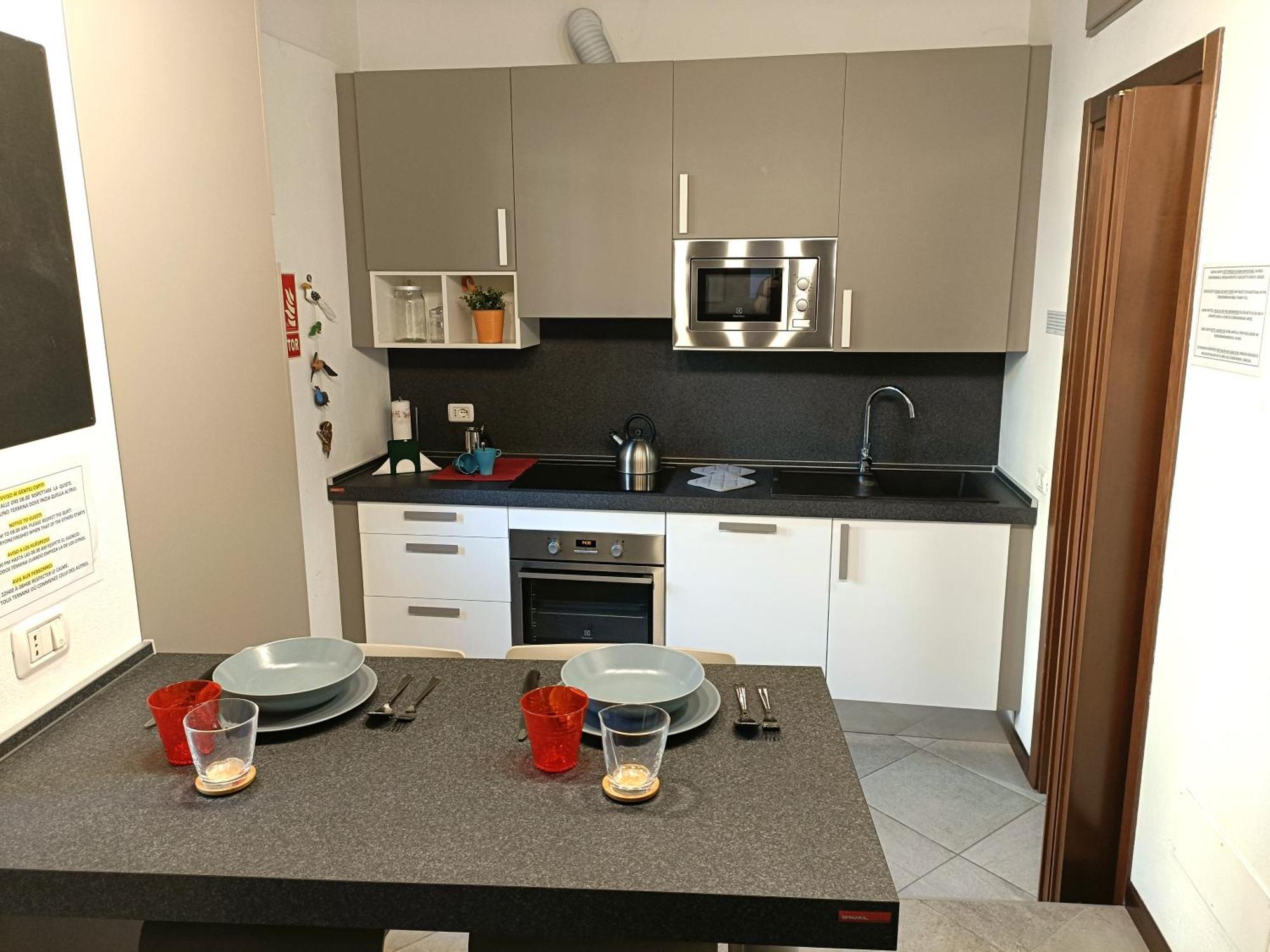 La Suite Di Bianca - Monza -- A 4 Min A Piedi Da Clinica Zucchi E 15 Min Da Stazione -- Exterior photo