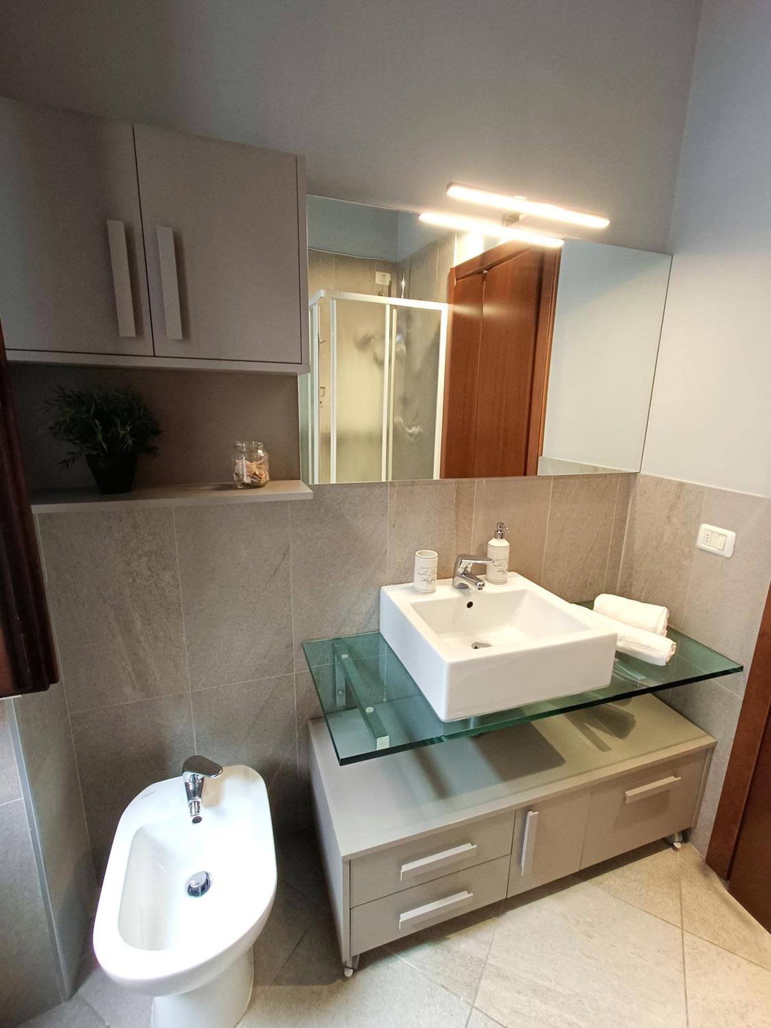 La Suite Di Bianca - Monza -- A 4 Min A Piedi Da Clinica Zucchi E 15 Min Da Stazione -- Exterior photo